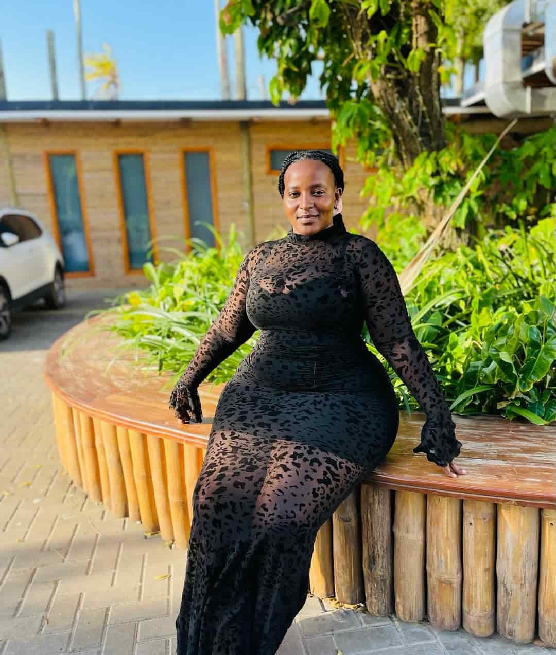 Diana – Nyeri Sugar Mummy Seeking Honest, Faithful Man for Love and Companionship