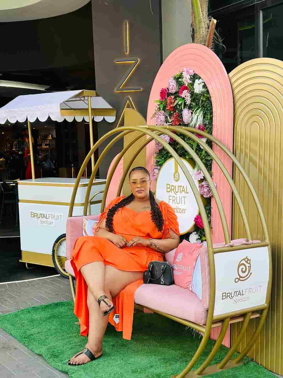 Meet Lola – Rich Sugar Mummy in Mombasa Seeking Discreet Male Companion