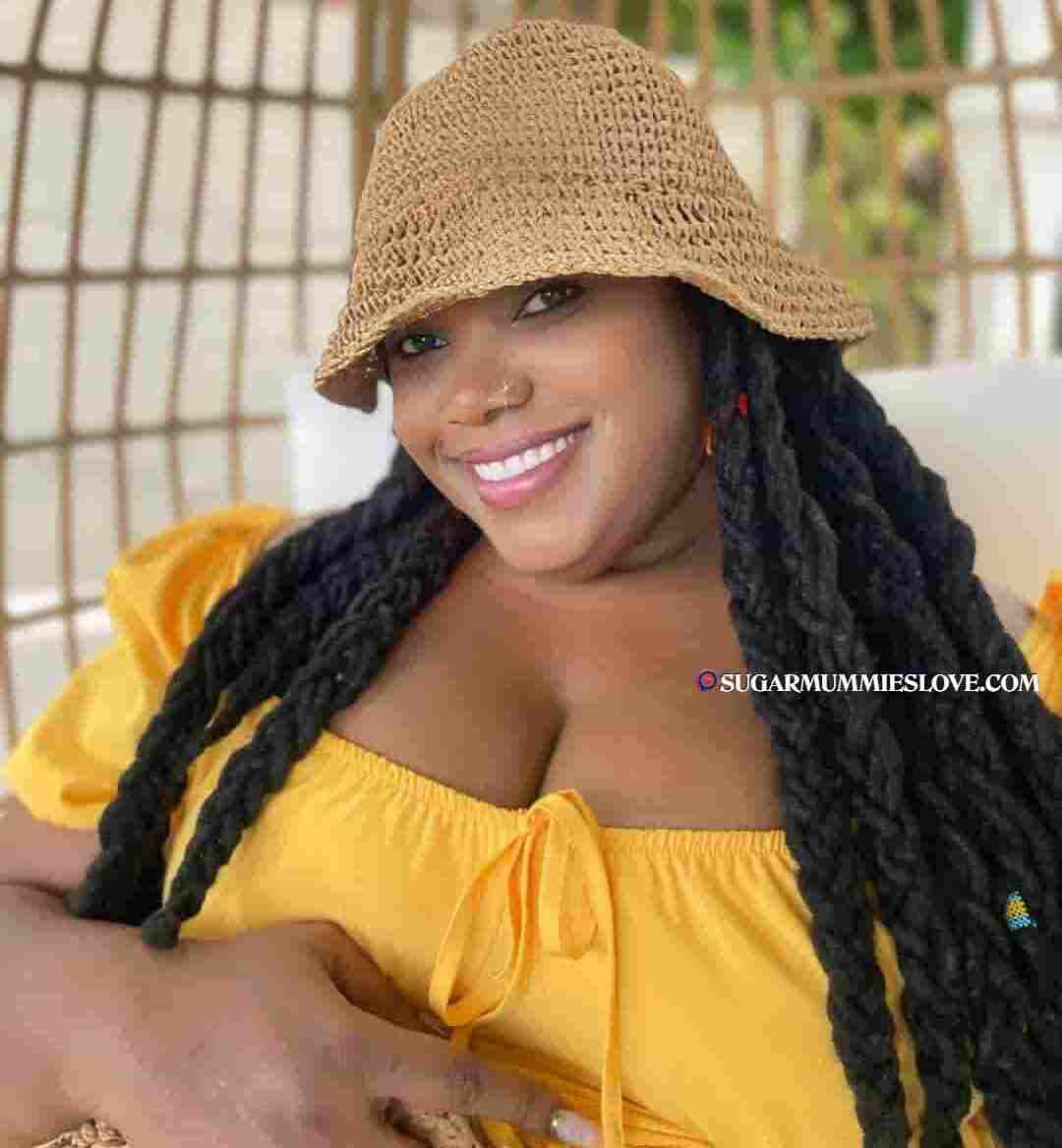 Abigail Sugar Mummy from Makadara Buruburu Seeks  Smart Young Man for Real Connection
