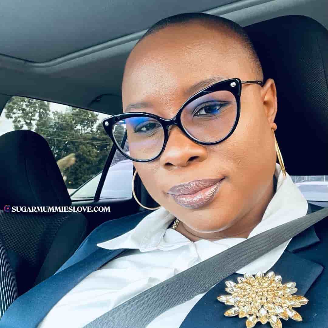 Kenyan Sugar Mummy Looking for Romantic, Discreet Partner