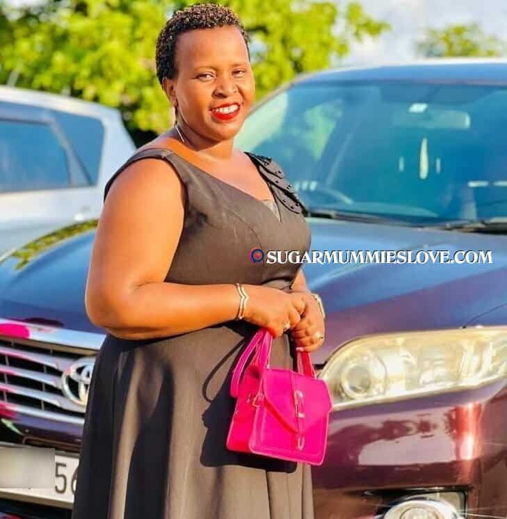 Laura Sugar Mummy in Kitengela Wants Charming Sugar Boy